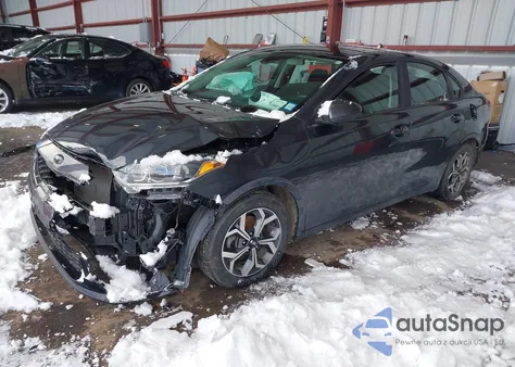 2021 Kia Forte Lxs z USA, uszkodzony, nr VIN 3KPF24AD0ME369970